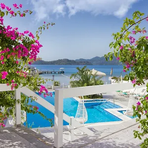 4* Otel Poseidon Boutique And Yacht Club